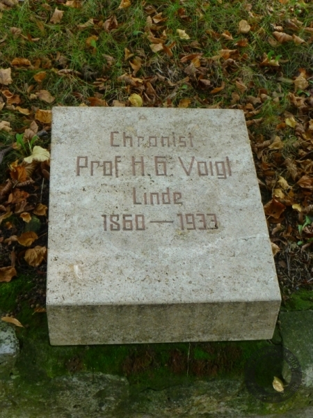 Gedenkstein für Heinrich Gisbert Voigt im Saalekreis