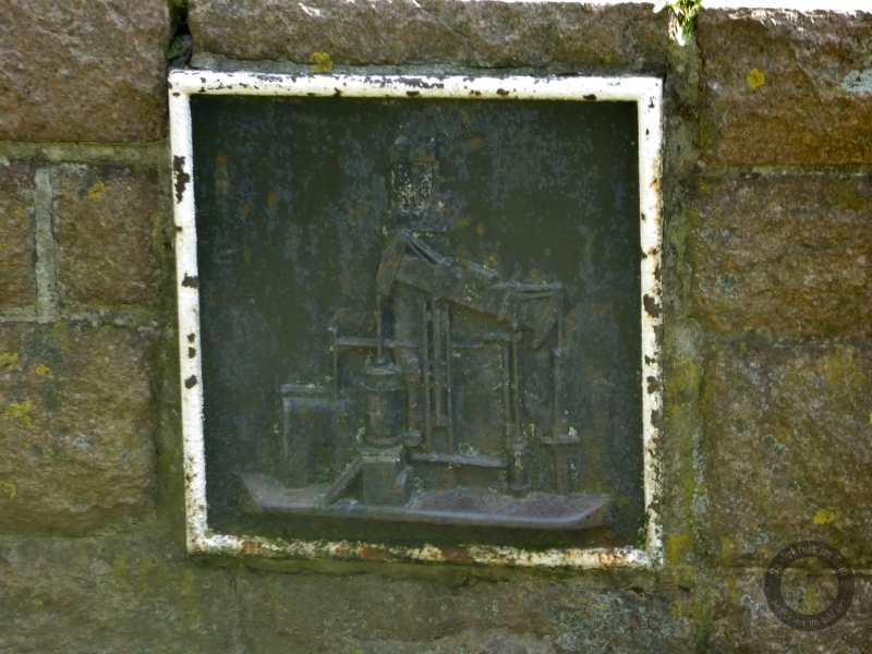 Denkmal für die erste Dampfmaschine Kontinentaleuropas in Löbejün im Saalekreis