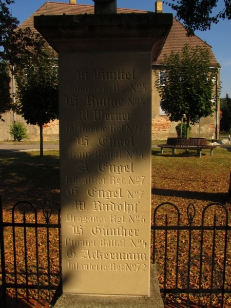Kriegerdenkmal (Deutsche Einigungskriege) in Burgliebenau (Schkopau) im Saalekreis