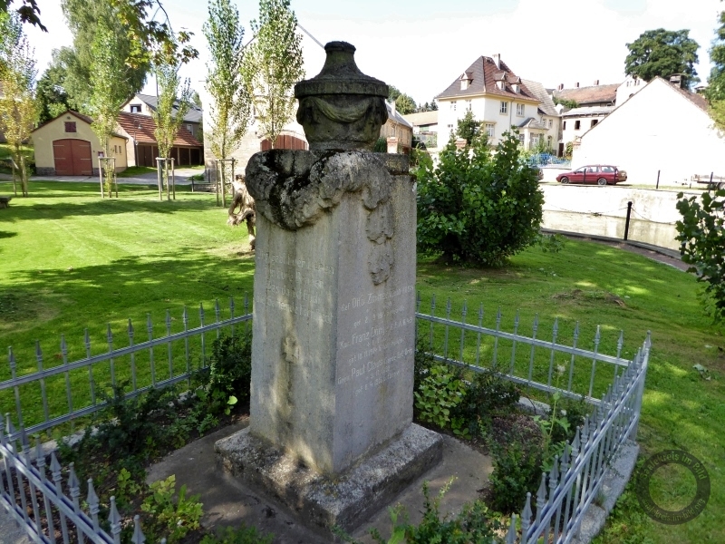 Kriegerdenkmal (Erster Weltkrieg) in Fienstedt (Salzatal) im Saalekreis