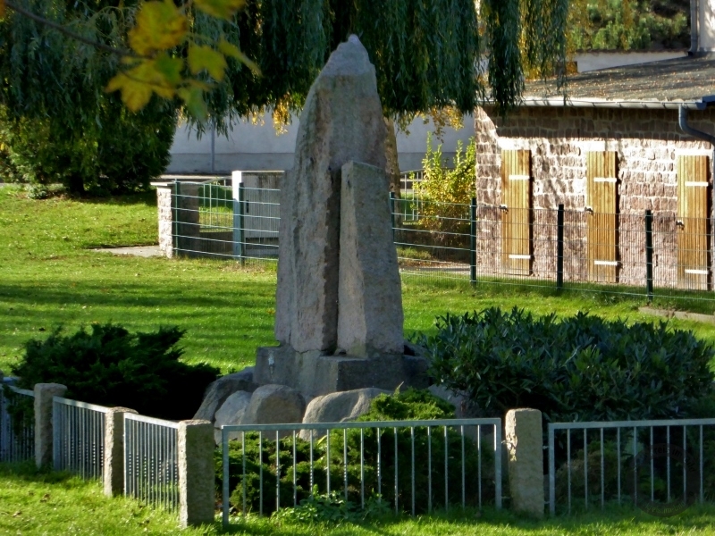 Kriegerdenkmal (Erster Weltkrieg) in Großkugel (Kabelsketal) im Saalekreis