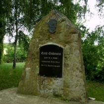 Denkmal für Ernst Thälmann in Schlettau (Angersdorf) im Saalekreis