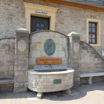Denkmal für Johann Gottfried Borlach am Borlachturm am Borlachplatz in Bad Dürrenberg (Saalekreis)