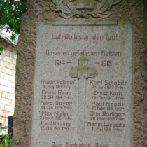 Kriegerdenkmal (Erster Weltkrieg) in Dölbitz im Saalekreis