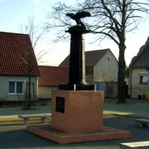 Kriegerdenkmal (Erster Weltkrieg) in Langenbogen im Saalekreis