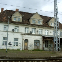 Bahnhofsgebäude in Schlettau (Angersdorf) in der Gemeinde Teutschenthal im Saalekreis