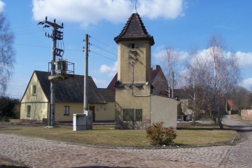Trafoturm (Artenschutzturm) in Untermaschwitz (Landsberg) im Saalekreis